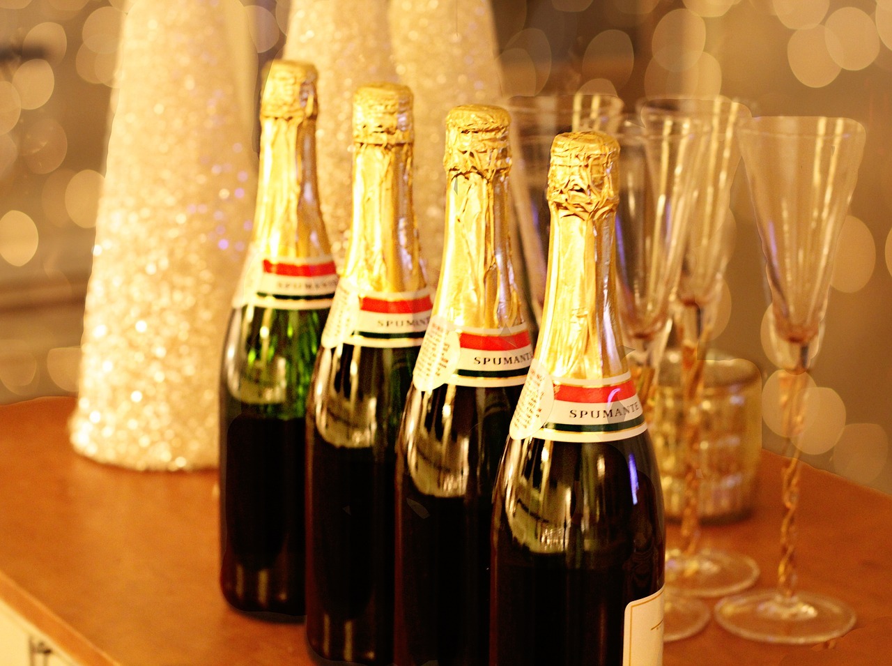 Food - Caterers, Servers & Bartenders