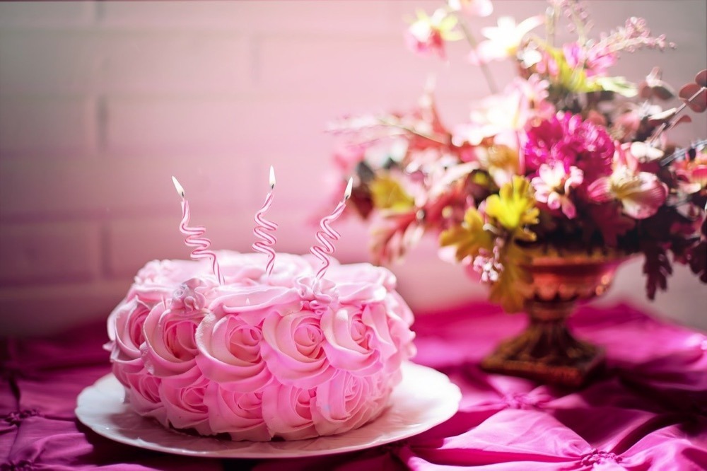 Food - Cakes, Cupcakes, Pastries etc